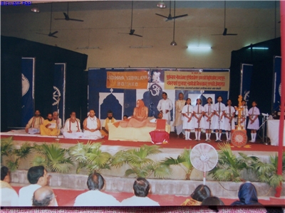 STUDENTS PERFORMING A MELODIOUS WELCOME SONG FOR THE GUESTS.JPG